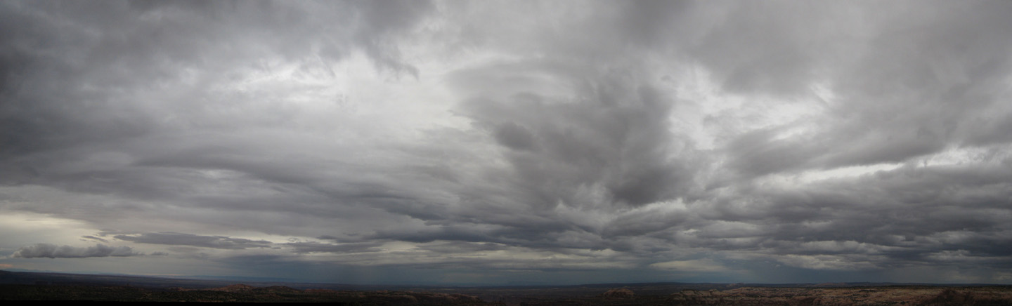 Arches National Park: Storm Front Moves In