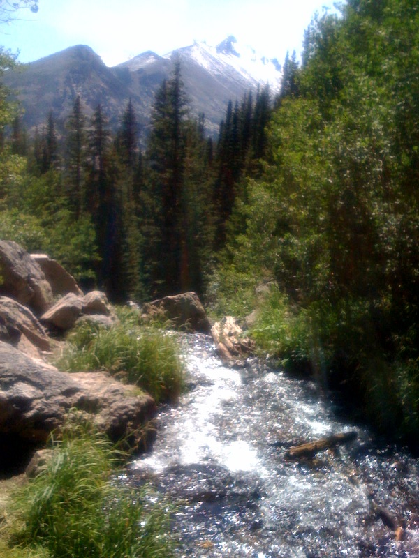 On The Way To Dream Lake